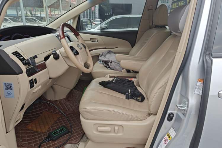 Used Toyota Previa 2012 2.4L 7-Seater Luxury Edition Left Front Seat