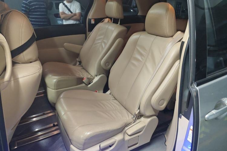Used Toyota Previa 2012 2.4L 7-Seater Luxury Edition Left Rear Seat