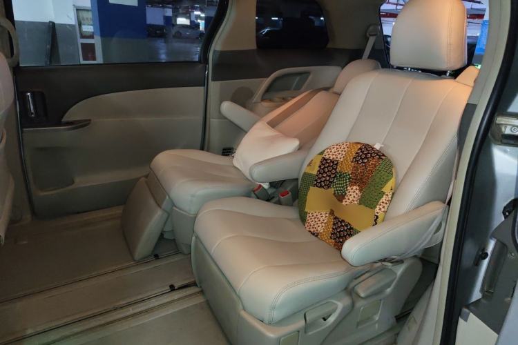 Used Toyota Previa 2012 2.4L 7-Seater Luxury Edition Left Rear Seat