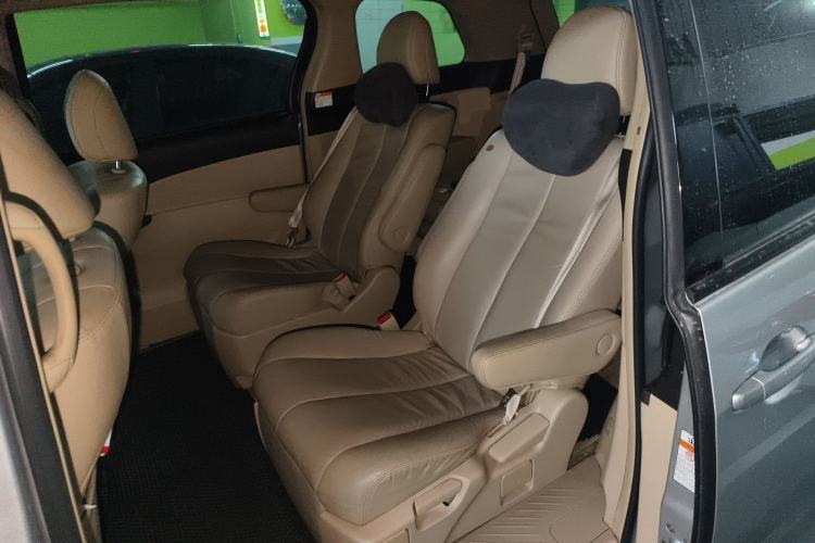 Used Toyota Previa 2012 2.4L 7-Seater Luxury Edition Left Rear Seat