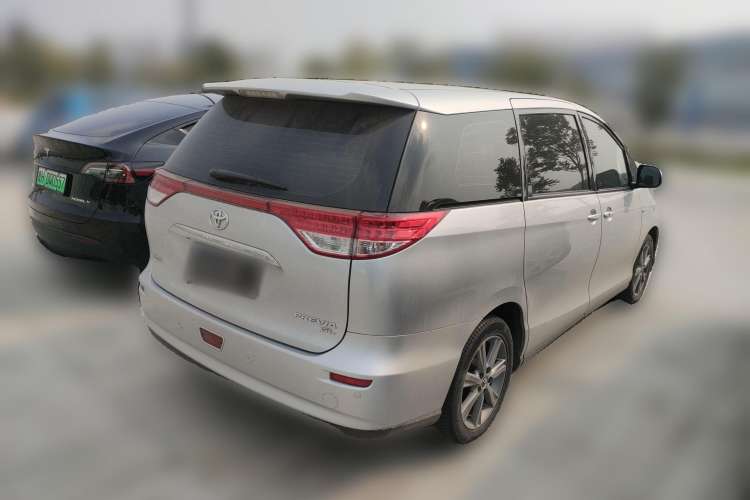 Used Toyota Previa 2012 2.4L 7-Seater Luxury Edition Rear Right 45 Deg