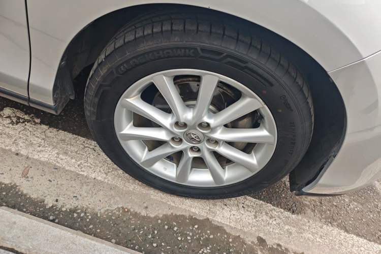 Used Toyota Previa 2012 2.4L 7-Seater Luxury Edition Right Front Wheel Hub
