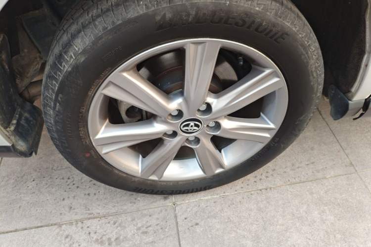 Used Toyota Previa 2012 2.4L 7-Seater Luxury Edition Right Rear Wheel Hub