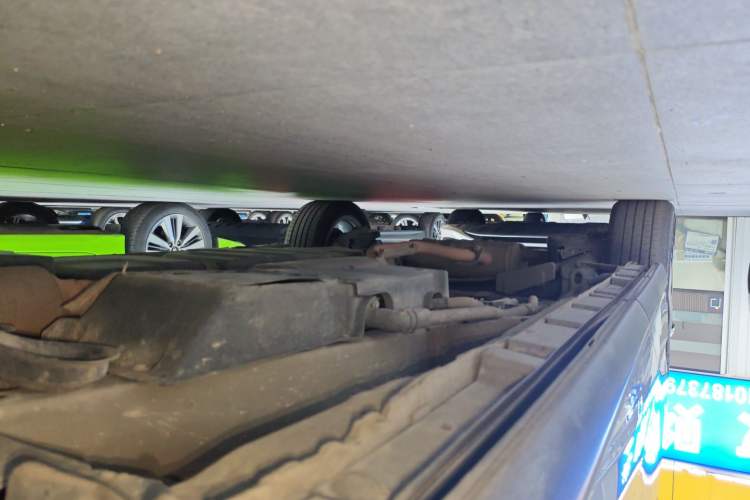 Used Toyota Previa 2012 2.4L 7-Seater Luxury Edition Right Side Sill