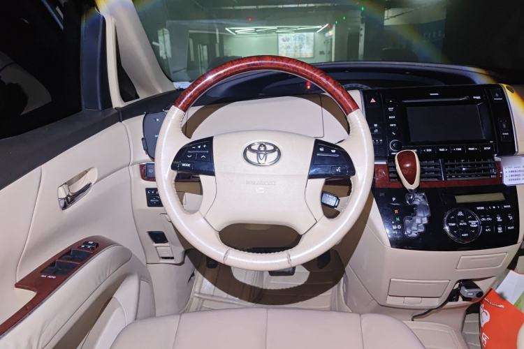 Used Toyota Previa 2012 2.4L 7-Seater Luxury Edition Steering Wheel