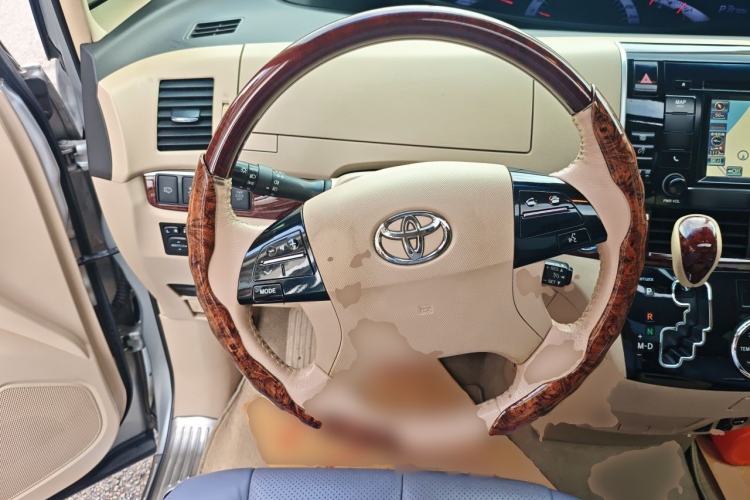 Used Toyota Previa 2012 2.4L 7-Seater Luxury Edition Steering Wheel