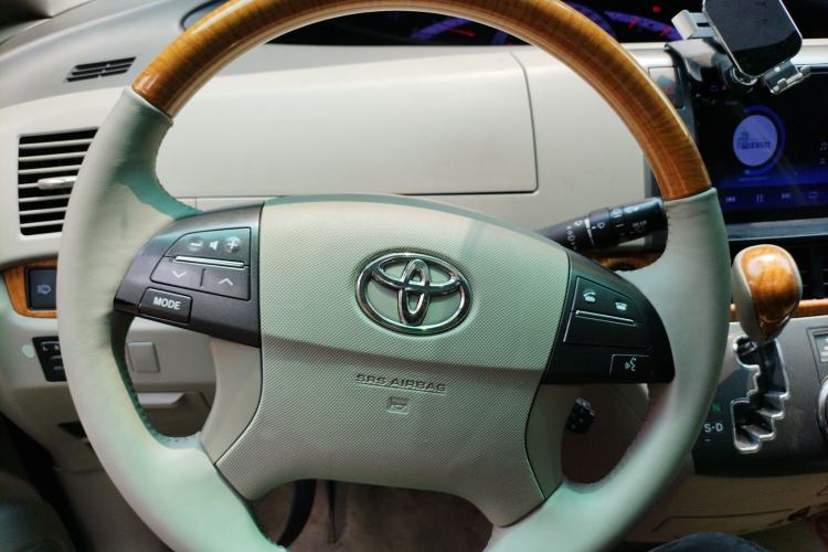 Used Toyota Previa 2012 2.4L 7-Seater Luxury Edition Steering Wheel