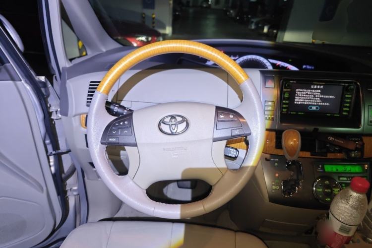 Used Toyota Previa 2012 2.4L 7-Seater Luxury Edition Steering Wheel