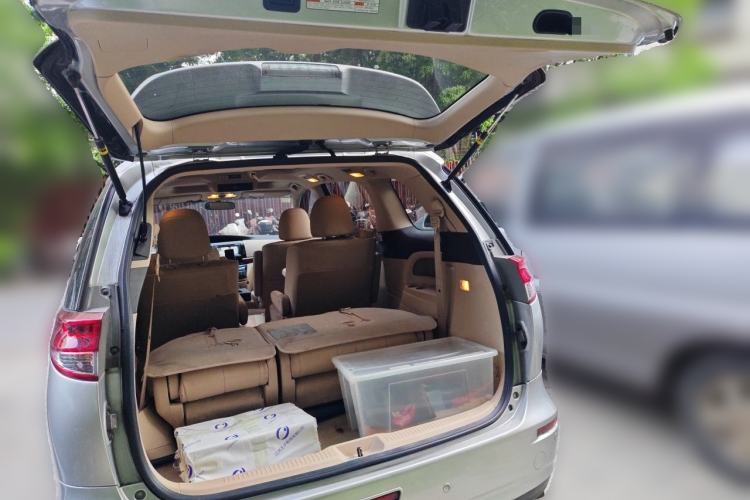 Used Toyota Previa 2012 2.4L 7-Seater Luxury Edition Trunk