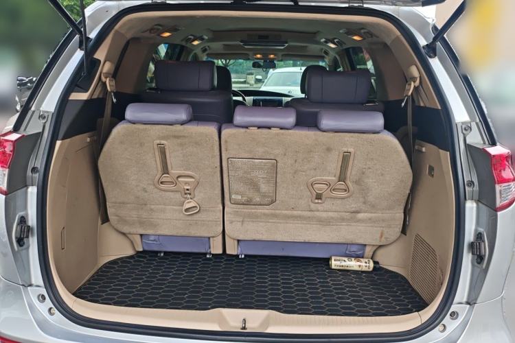 Used Toyota Previa 2012 2.4L 7-Seater Luxury Edition Trunk