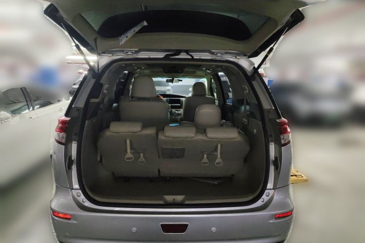 Used Toyota Previa 2012 2.4L 7-Seater Luxury Edition Trunk