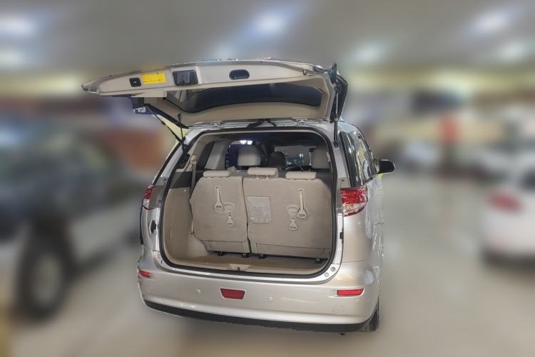 Used Toyota Previa 2012 2.4L 7-Seater Luxury Edition Trunk
