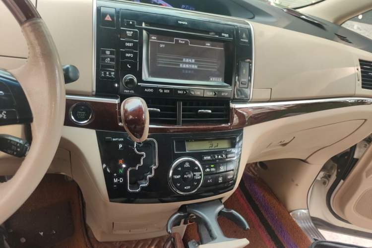 Used Toyota Previa 2012 2.4L 7-Seater Luxury Edition Audio And AC Panel