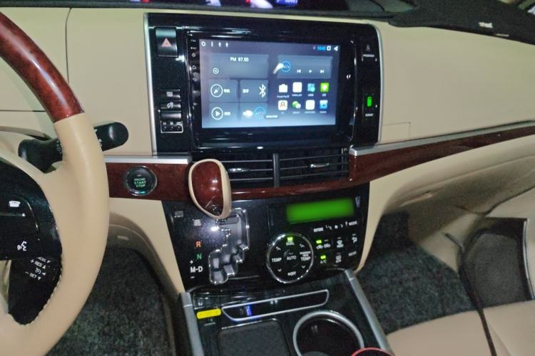 Used Toyota Previa 2012 2.4L 7-Seater Standard Edition Audio And AC Panel