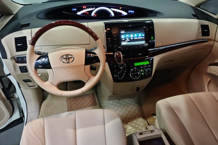 Used Toyota Previa 2012 2.4L 7-Seater Luxury Edition Center Console