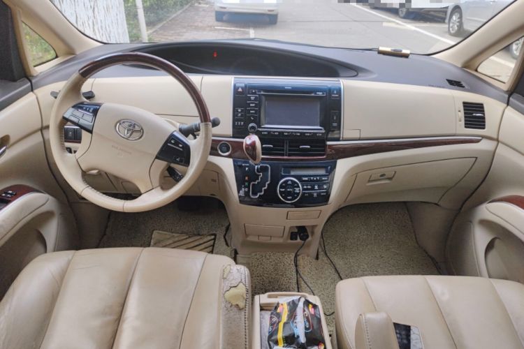 Used Toyota Previa 2012 3.5L 7-Seater Luxury Version Center Console