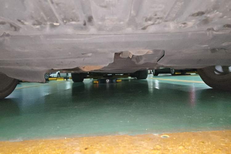 Used Toyota Previa 2012 2.4L 7-Seater Luxury Edition Chassis Front