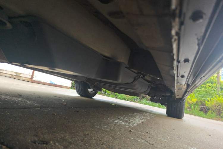 Used Toyota Previa  Chassis Front Left