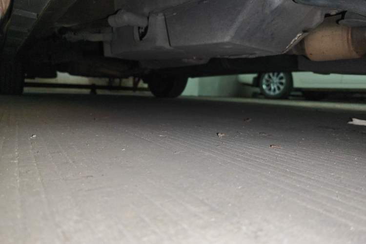 Used Toyota Previa 2012 2.4L 7-Seater Standard Edition Chassis Front Right