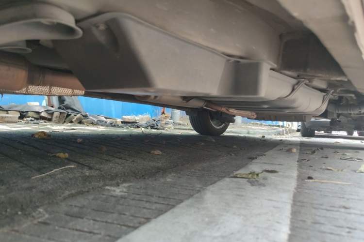 Used Toyota Previa  Chassis Rear Left