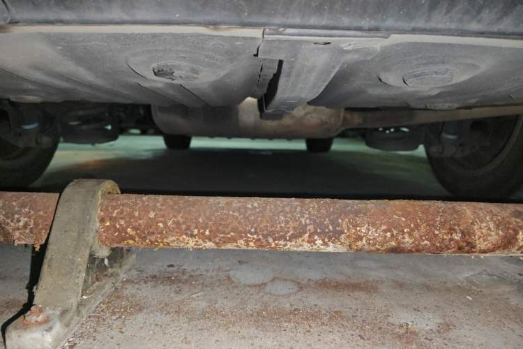 Used Toyota Previa 2012 2.4L 7-Seater Standard Edition Chassis Rear