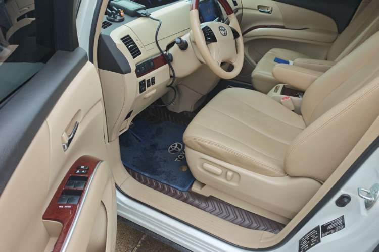Used Toyota Previa  Driver Seat