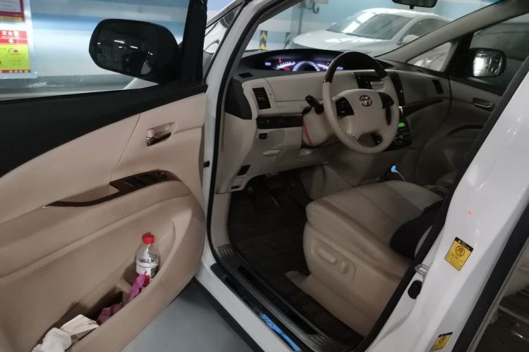 Used Toyota Previa 2012 2.4L 7-Seater Luxury Edition Driver Seat