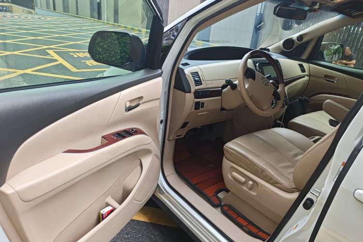 Used Toyota Previa 2012 2.4L 7-Seater Luxury Edition Driver Seat