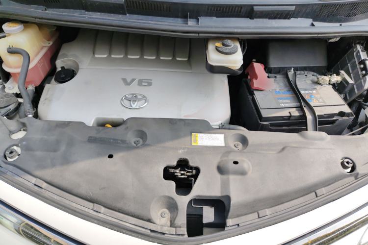 Used Toyota Previa 2012 3.5L 7-Seater Luxury Version Engine Bay