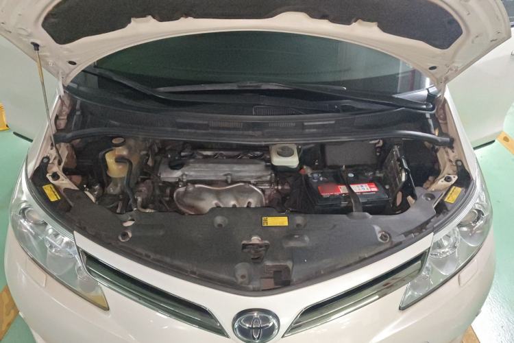 Used Toyota Previa 2012 2.4L 7-Seater Luxury Edition Engine Bay