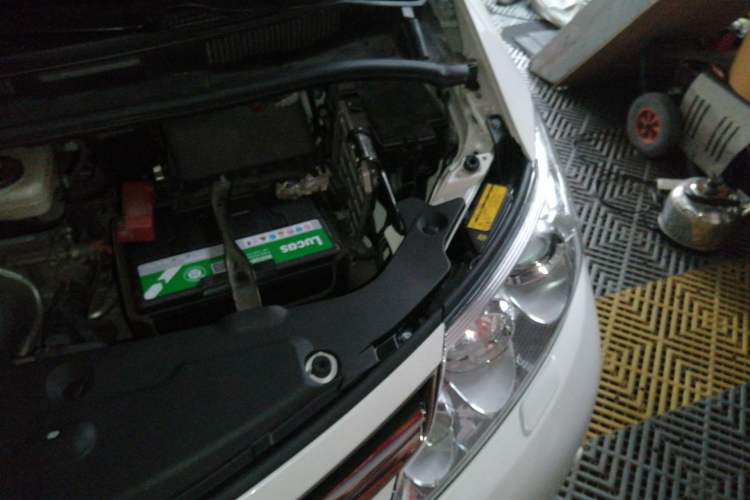 Used Toyota Previa 2012 2.4L 7-Seater Luxury Edition Engine Bay Left