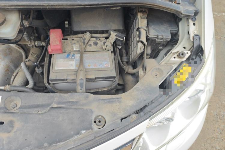 Used Toyota Previa  Engine Bay Left
