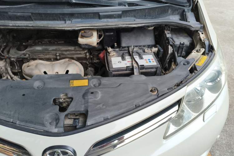 Used Toyota Previa 2012 2.4L 7-Seater Luxury Edition Engine Bay Left