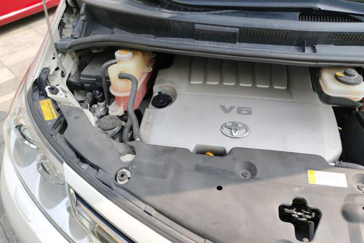 Used Toyota Previa 2012 3.5L 7-Seater Luxury Version Engine Bay Right