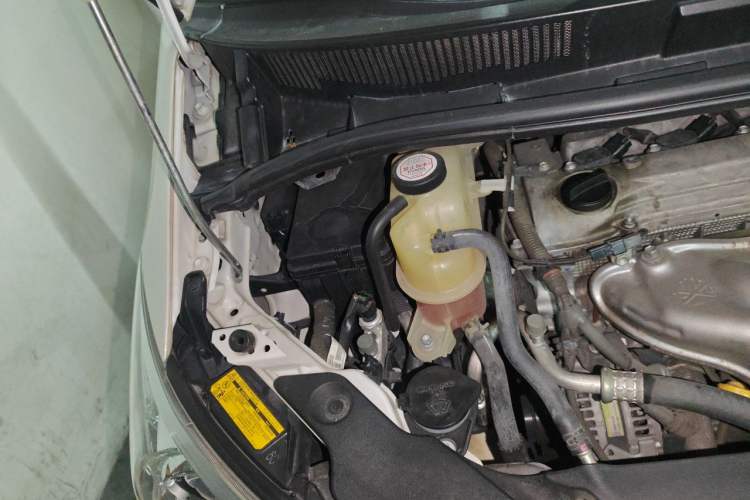 Used Toyota Previa 2012 2.4L 7-Seater Standard Edition Engine Bay Right