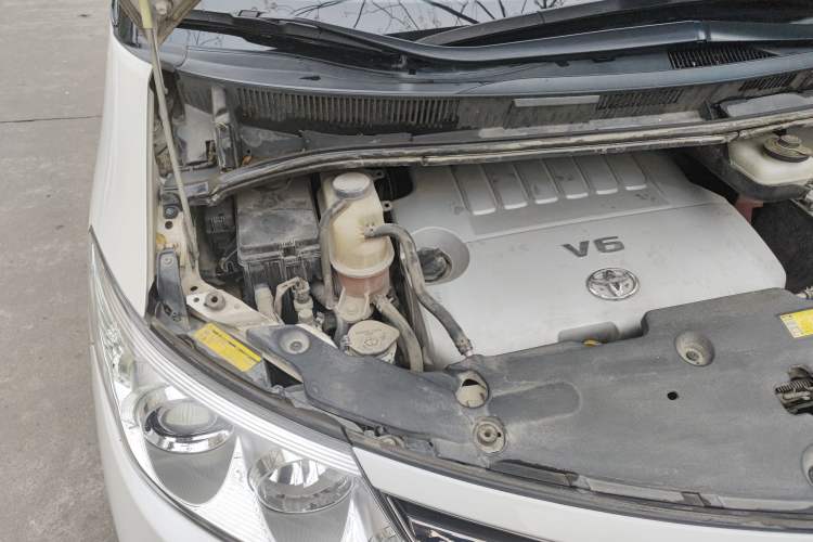 Used Toyota Previa 2012 3.5L 7-Seater Luxury Version Engine Bay Right
