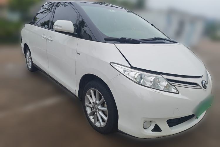 Used Toyota Previa  Front Right 45 Deg