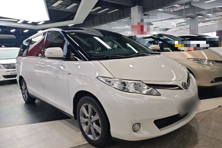 Used Toyota Previa 2012 2.4L 7-Seater Luxury Edition Front Right 45 Deg