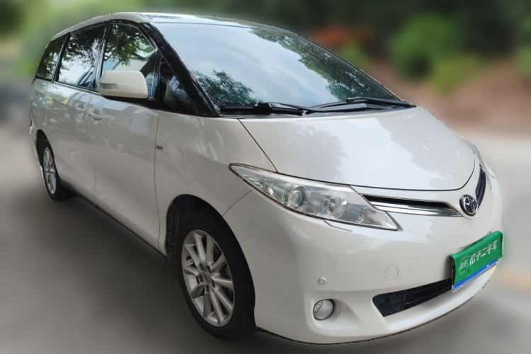 Used Toyota Previa 2012 2.4L 7-Seater Luxury Edition Front Right 45 Deg