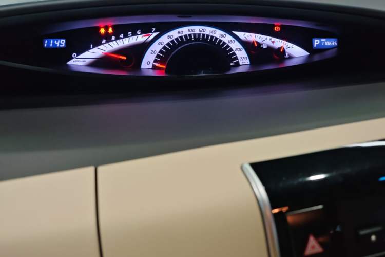 Used Toyota Previa 2012 2.4L 7-Seater Luxury Edition Instrument Cluster