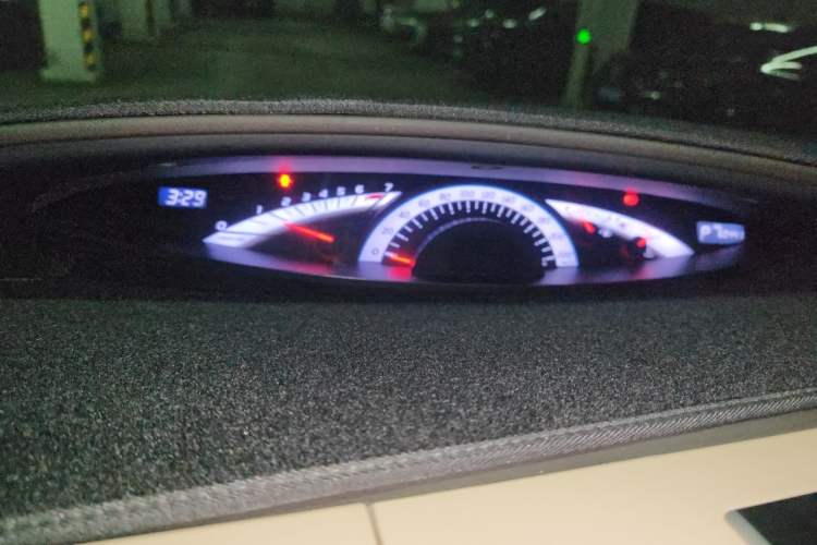 Used Toyota Previa 2012 2.4L 7-Seater Standard Edition Instrument Cluster