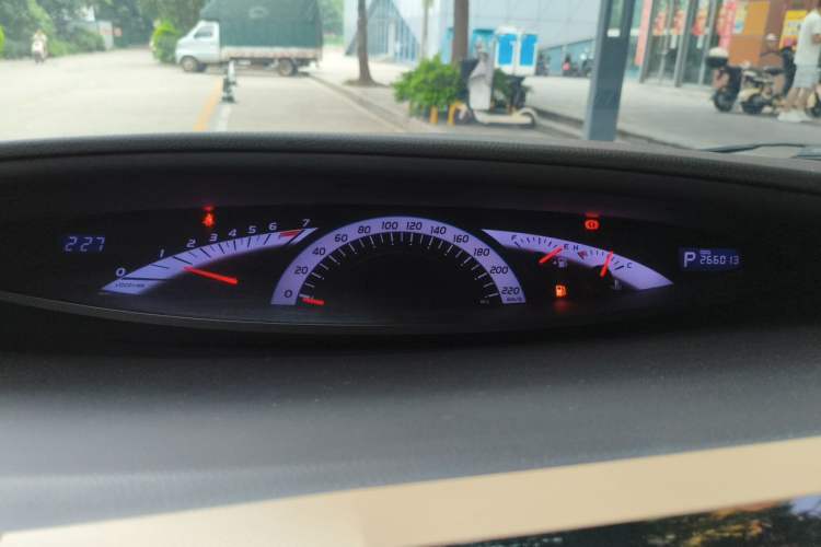 Used Toyota Previa 2012 2.4L 7-Seater Luxury Edition Instrument Cluster