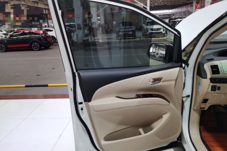 Used Toyota Previa 2012 2.4L 7-Seater Standard Edition Left Front Door Interior