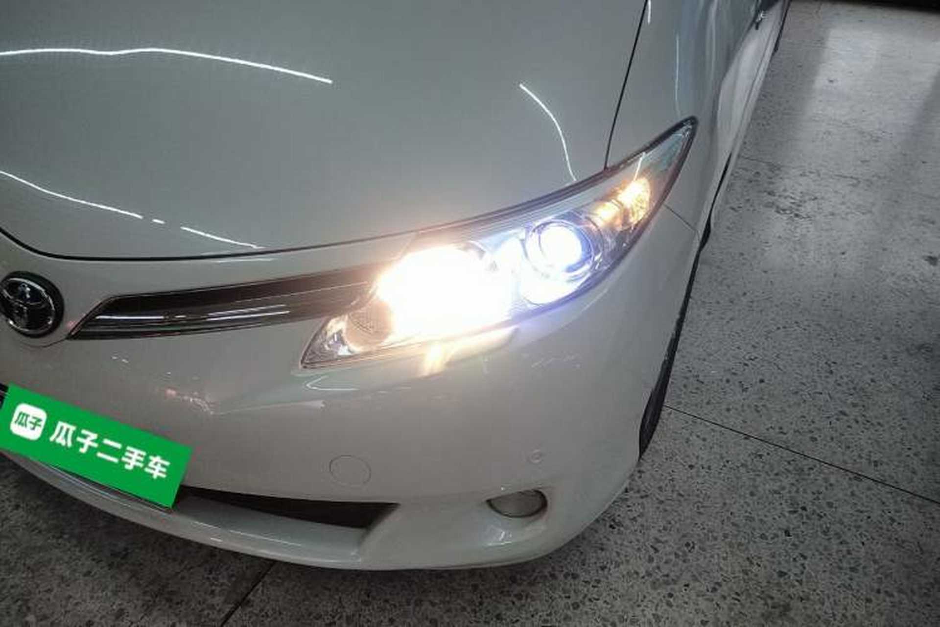 Used Toyota Previa 2012 2.4L 7-Seater Luxury Edition Left Front Headlight