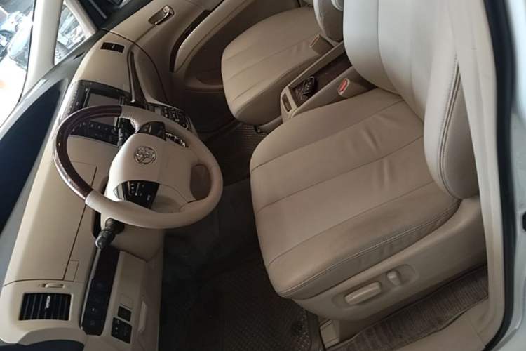 Used Toyota Previa 2012 2.4L 7-Seater Luxury Edition Left Front Seat