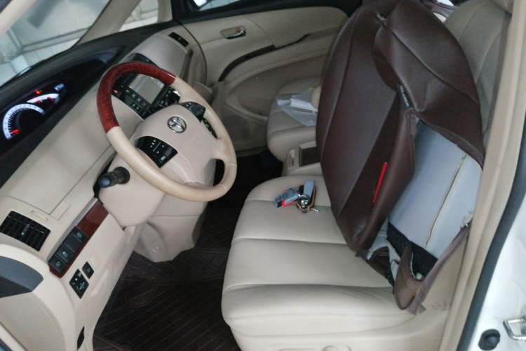 Used Toyota Previa 2012 2.4L 7-Seater Luxury Edition Left Front Seat