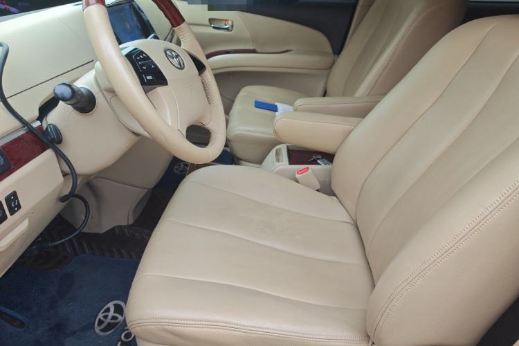 Used Toyota Previa  Left Front Seat
