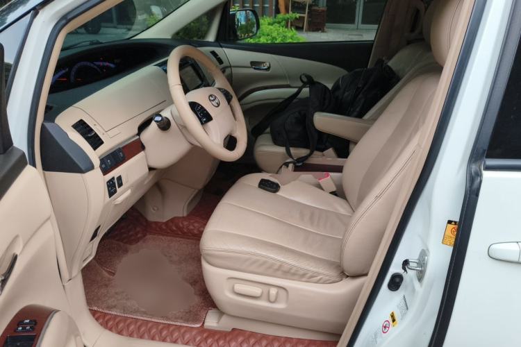Used Toyota Previa 2012 2.4L 7-Seater Luxury Edition Left Front Seat