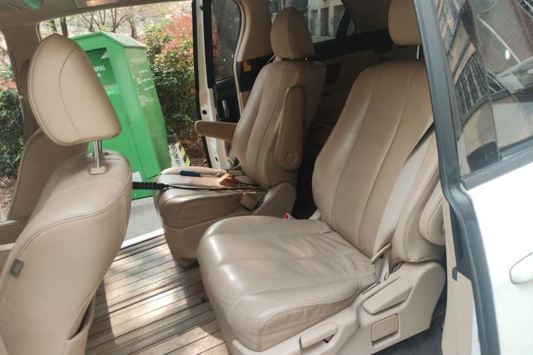 Used Toyota Previa 2012 2.4L 7-Seater Luxury Edition Left Rear Seat