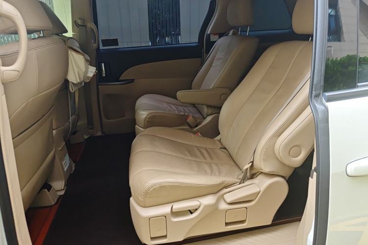 Used Toyota Previa 2012 2.4L 7-Seater Luxury Edition Left Rear Seat